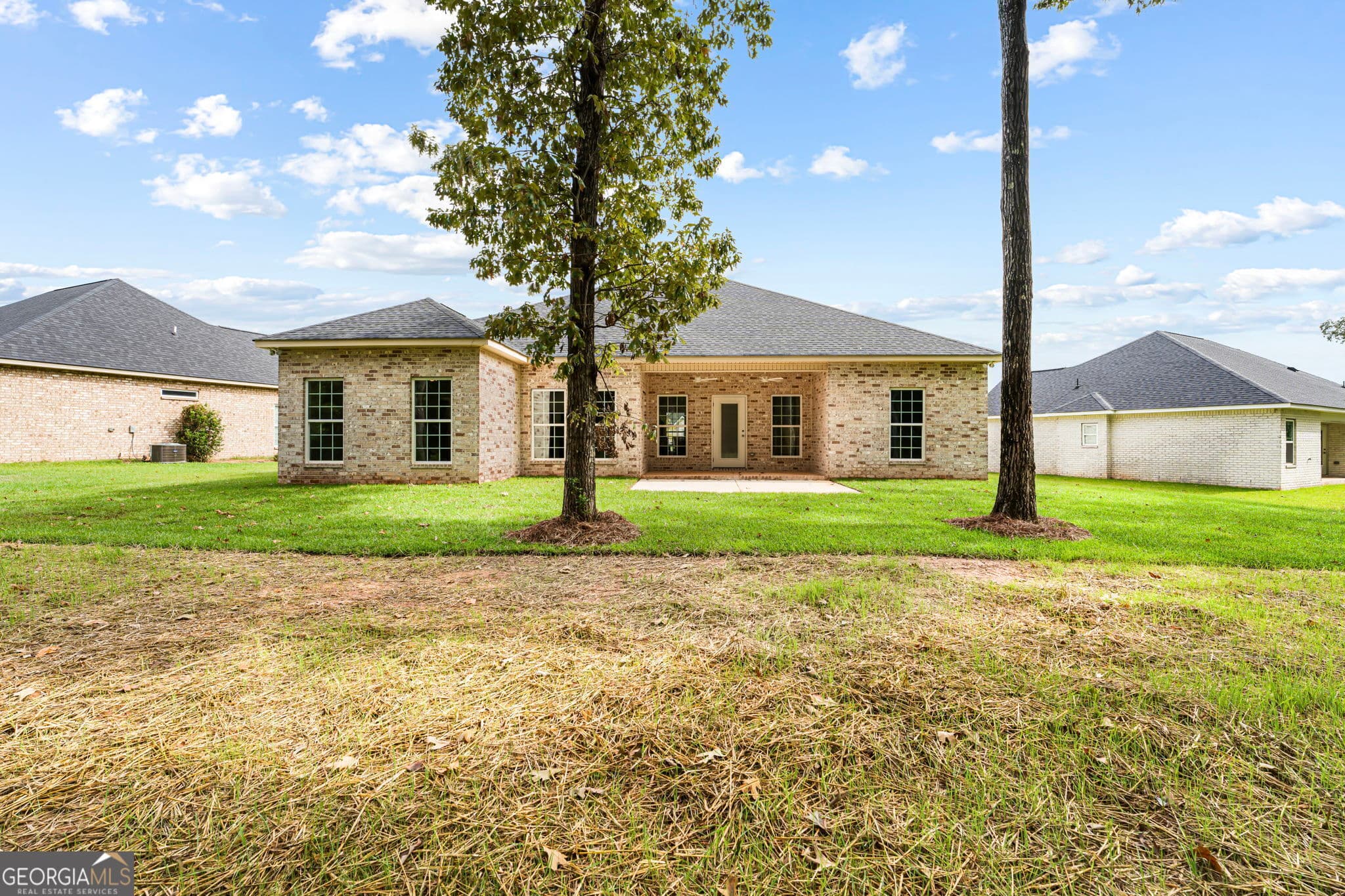 4 bedroom, 2 bathroom, 1,835 sq ft single family residence for sale at 215 Otters Ridge Drive, Kathleen, GA 31047 — photo 6