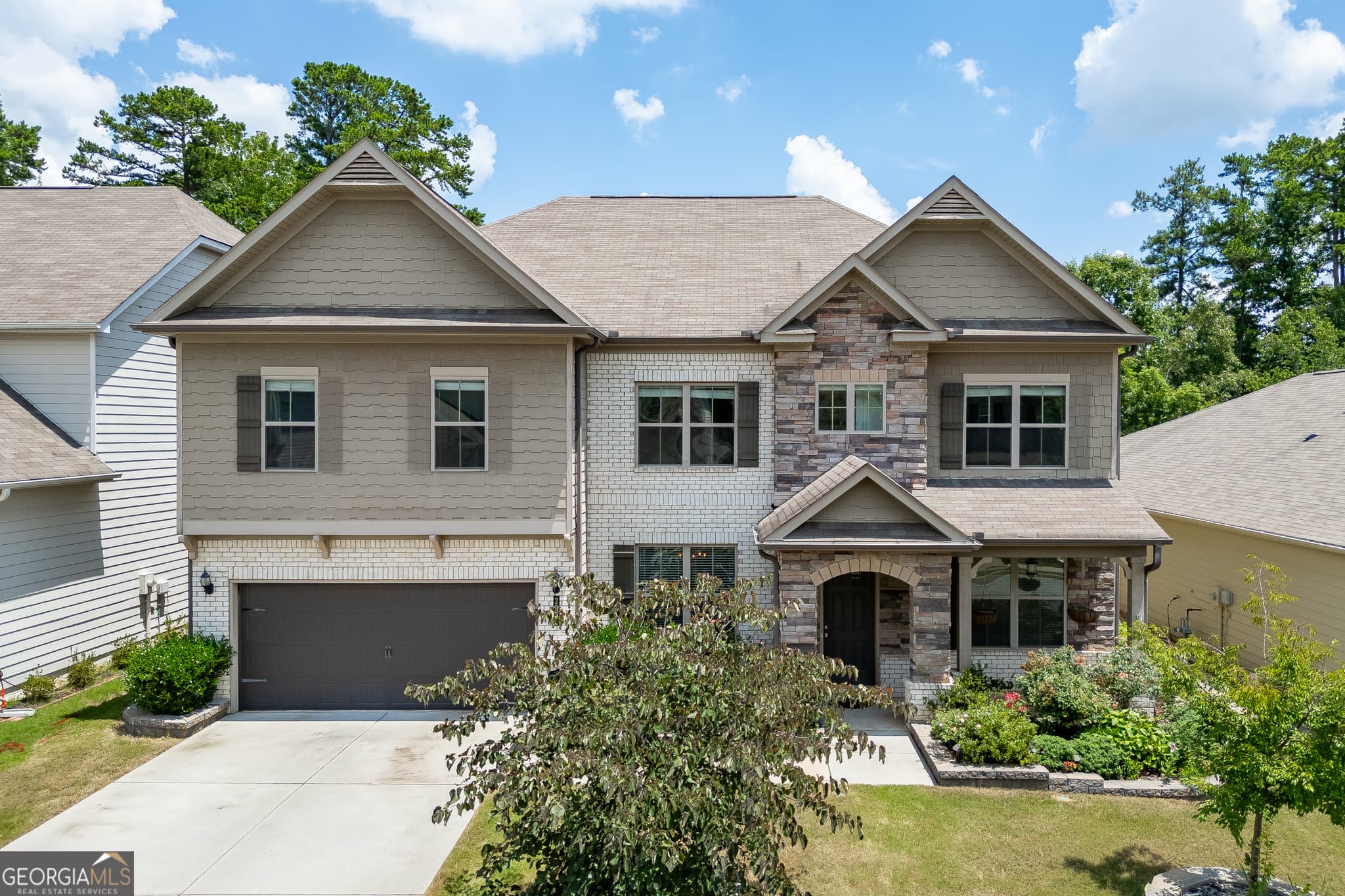 5 bedroom, 4 bathroom, 4,243 sq ft single family residence sold at 2919 Ogden Trail, Buford, GA 30519