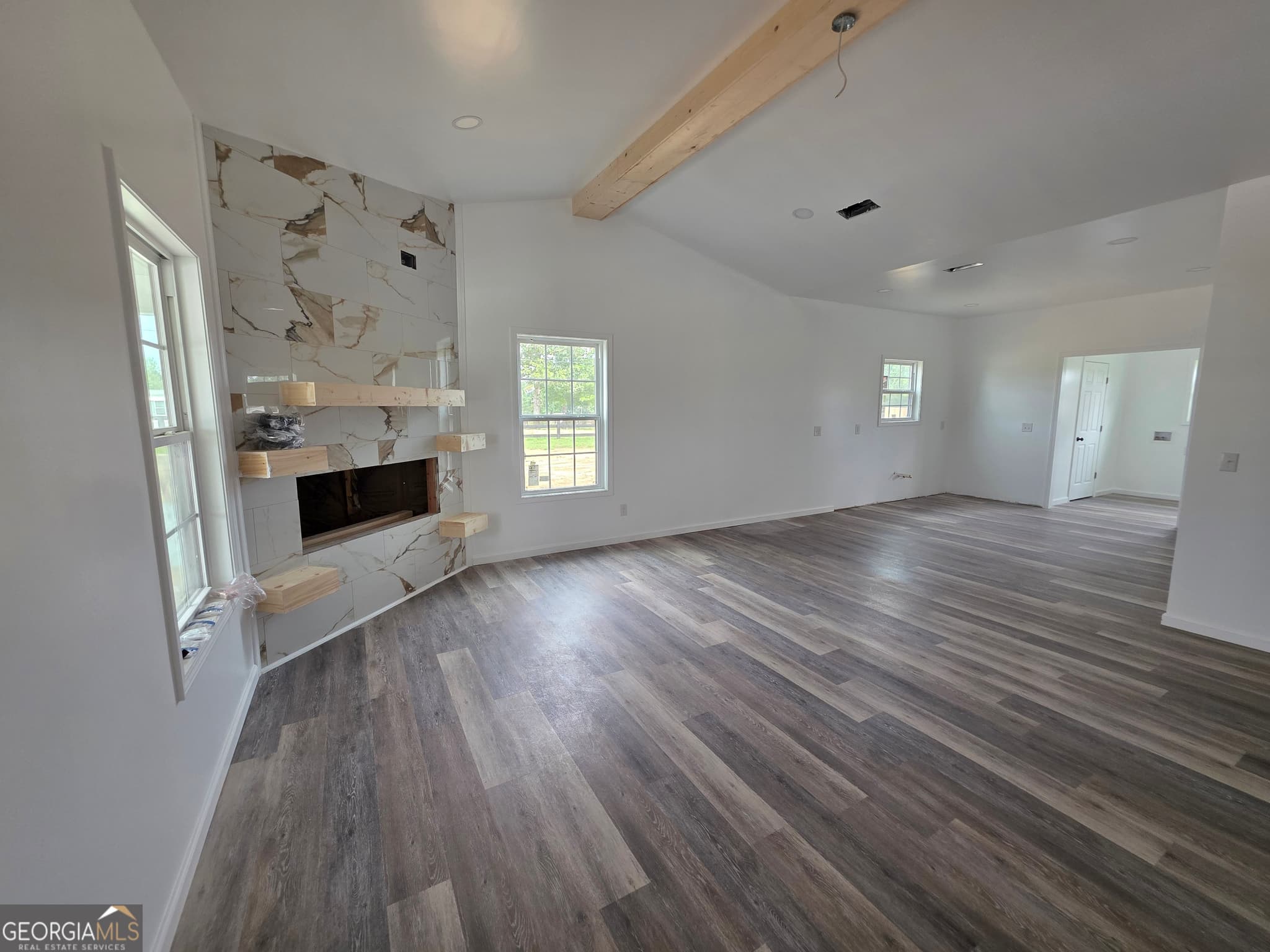 2 bedroom, 2.5 bathroom, 1,238 sq ft single family residence for sale at 27 Elmwood Lane, Baxley, GA 31513 — photo 5