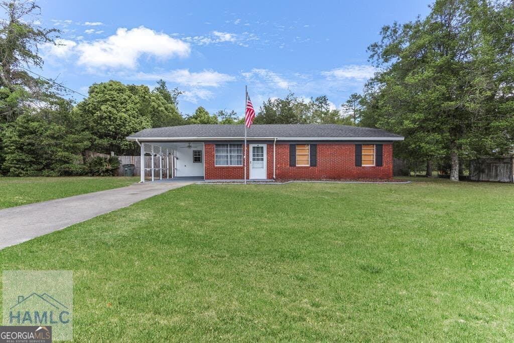 3 bedroom, 1.5 bathroom, 1,200 sq ft single family residence sold at 113 Mayfair Road, Jesup, GA 31546