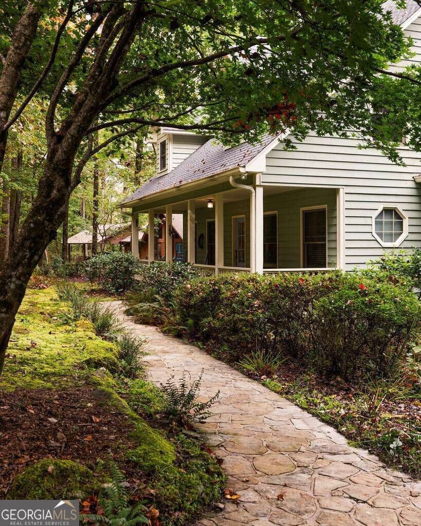 6 bedroom, 4.5 bathroom cabin,mixed use for sale at 360 Serenity Lane, Hayesville, NC 28904 — photo 10
