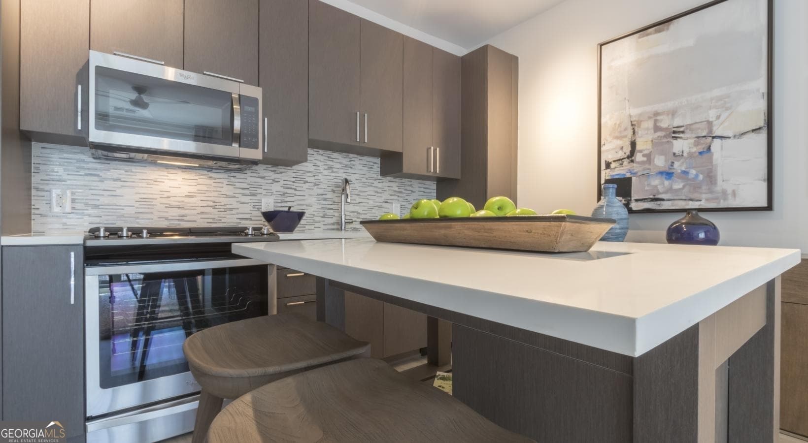 2 bedroom, 2 bathroom, 903 sq ft apartment for rent at 95 8th Street 2213, Atlanta, GA 30309 for $2,638 a month — photo 1 of 45