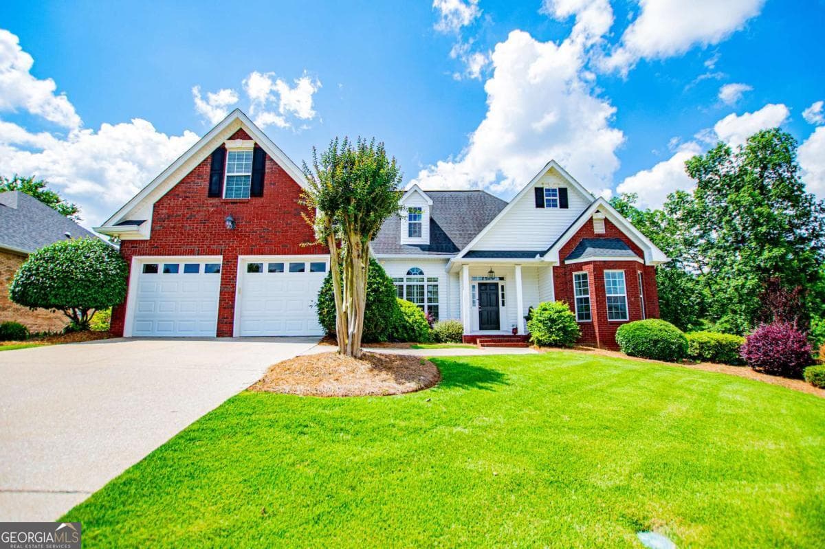 3 bedroom, 3 bathroom, 2,080 sq ft single family residence sold at 106 Emily Court, Carrollton, GA 30117