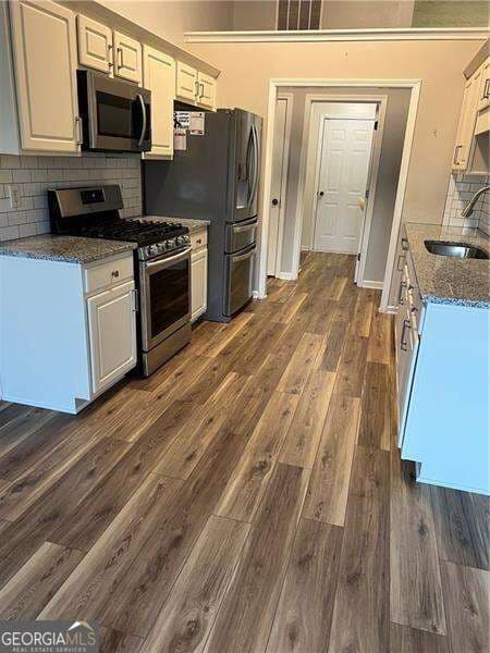 3 bedroom, 2 bathroom, 1,616 sq ft single family residence for rent at 3310 MCEVER PARK Circle, Acworth, GA 30101 for $2,500 a month — photo 5