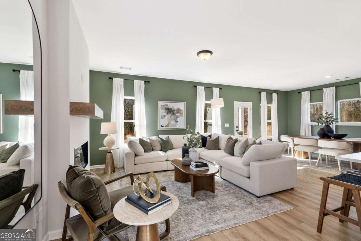 4 bedroom, 2.5 bathroom, 2,182 sq ft single family residence for sale at 445 Possumhaw Place, Canton, GA 30114 — photo 7