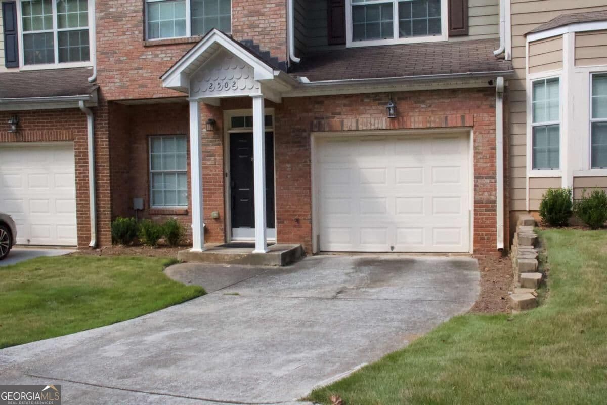 3 bedroom, 2.5 bathroom townhouse for rent at 2502 Laurel Circle, Atlanta, GA 30311 for $2,350 a month — photo 3