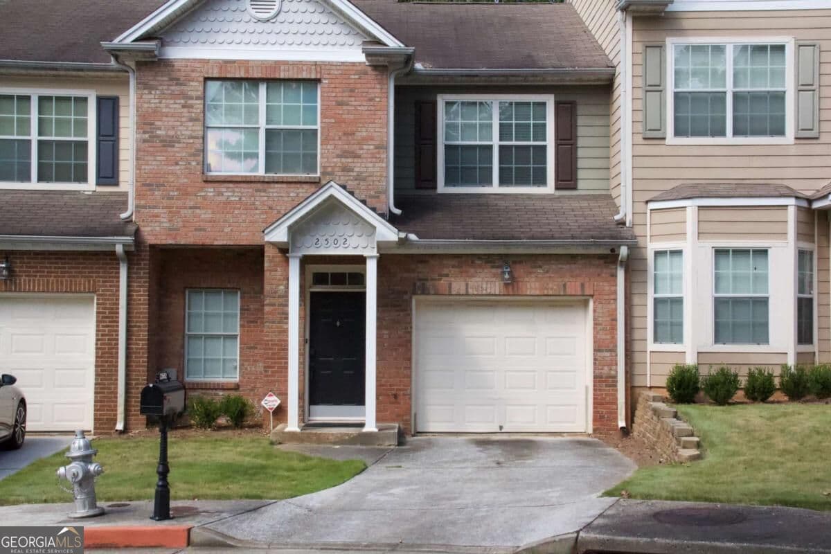 3 bedroom, 2.5 bathroom townhouse for rent at 2502 Laurel Circle, Atlanta, GA 30311 for $2,350 a month — photo 1 of 32