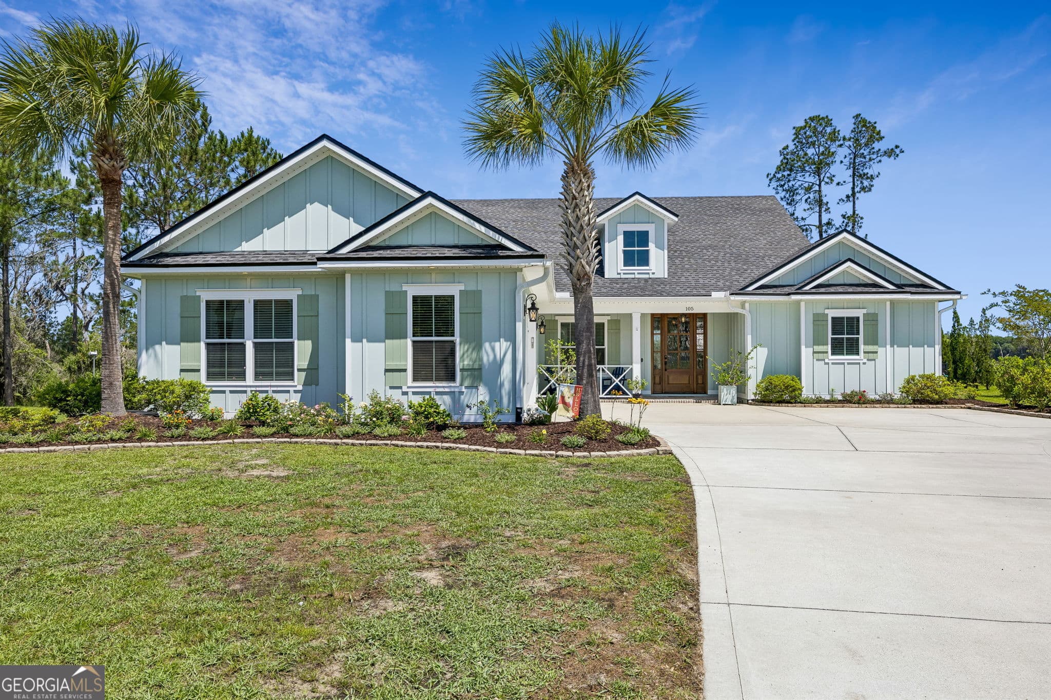 4 bedroom, 3.5 bathroom, 2,589 sq ft single family residence sold at 105 Firefly Court, St. Marys, GA 31558