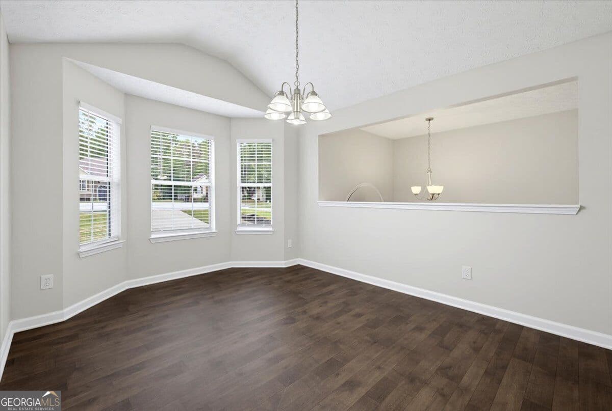 3 bedroom, 2 bathroom, 2,196 sq ft single family residence for sale at 9491 Whaleys Lake Lane, Jonesboro, GA 30238 — photo 8