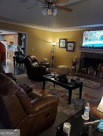 3 bedroom, 2 bathroom, 1,740 sq ft single family residence for sale at 5325 Golf Drive, Lake Park, GA 31636 — photo 9