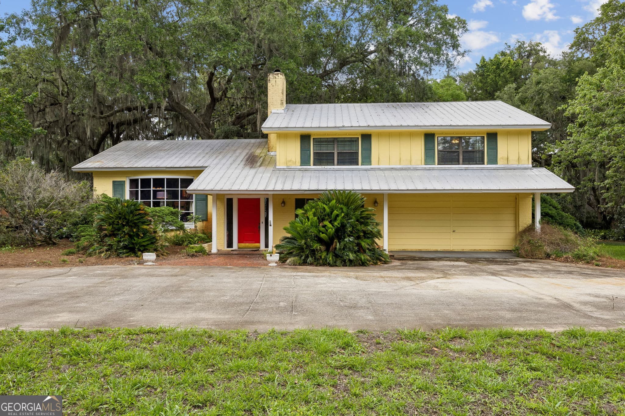 3 bedroom, 2.5 bathroom, 2,207 sq ft single family residence under contract at 711 Mildred Street, St. Marys, GA 31558 — photo 2