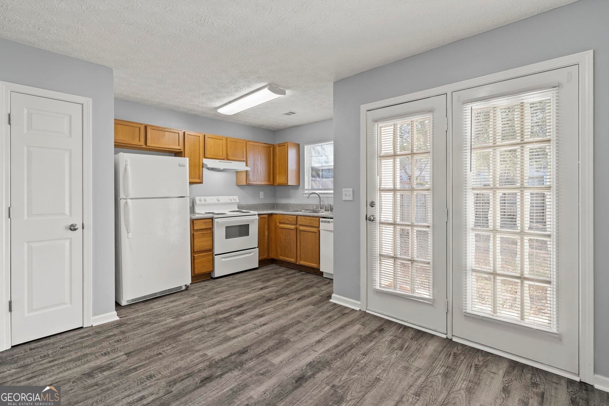 2 bedroom, 1.5 bathroom, 1,200 sq ft townhouse for rent at 1469 N 42 Highway B7, Jackson, GA 30233 for $1,225 a month — photo 8