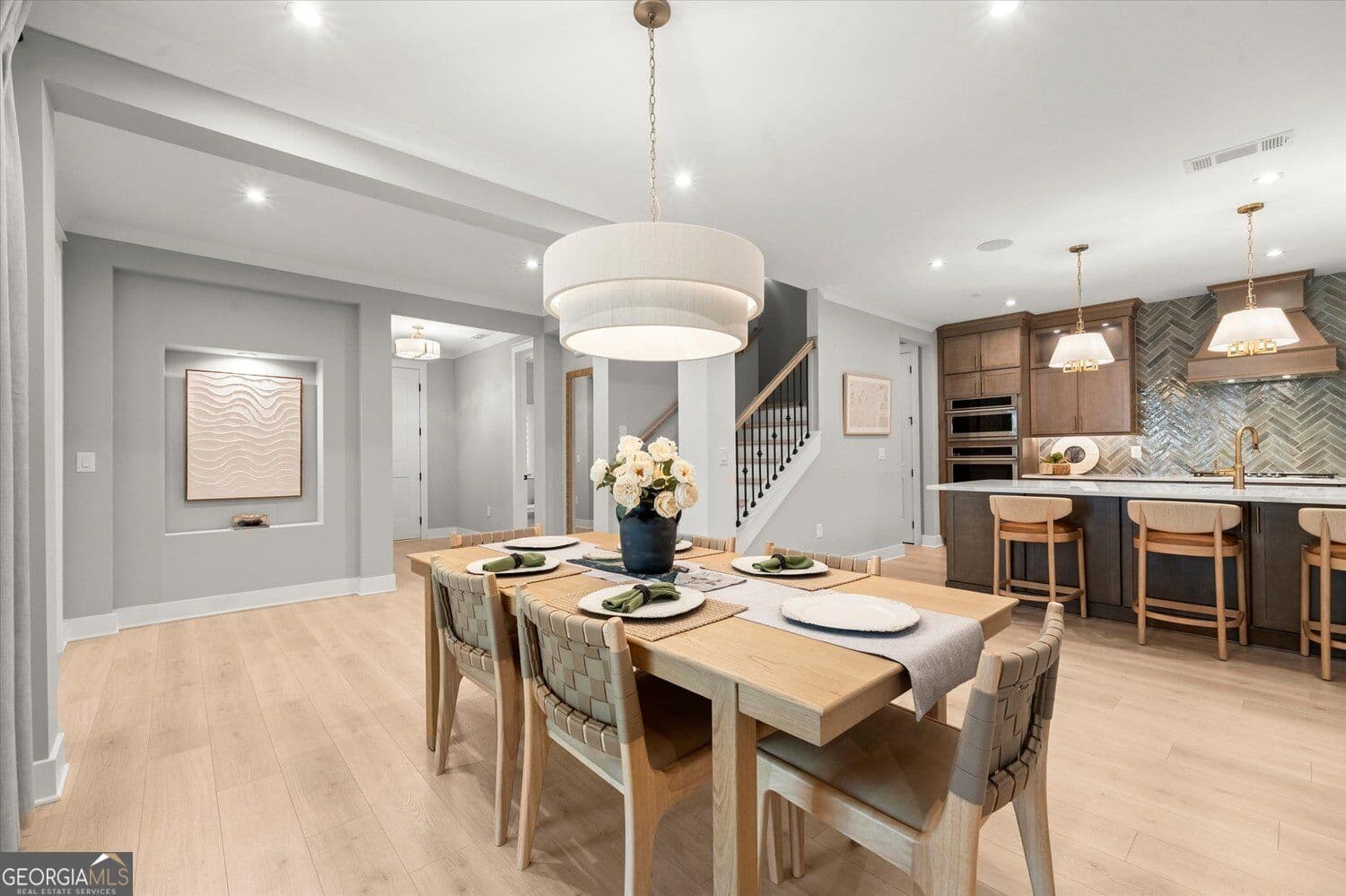 4 bedroom, 3.5 bathroom, 3,912 sq ft single family residence for sale at 3880 Manor Court Drive, Alpharetta, GA 30004 — photo 9