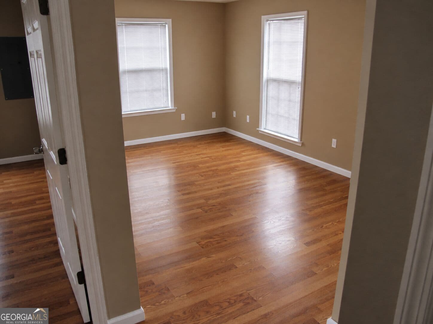 multi family,duplex for sale at 1736 Forsyth Place, Valdosta, GA 31602 — photo 6