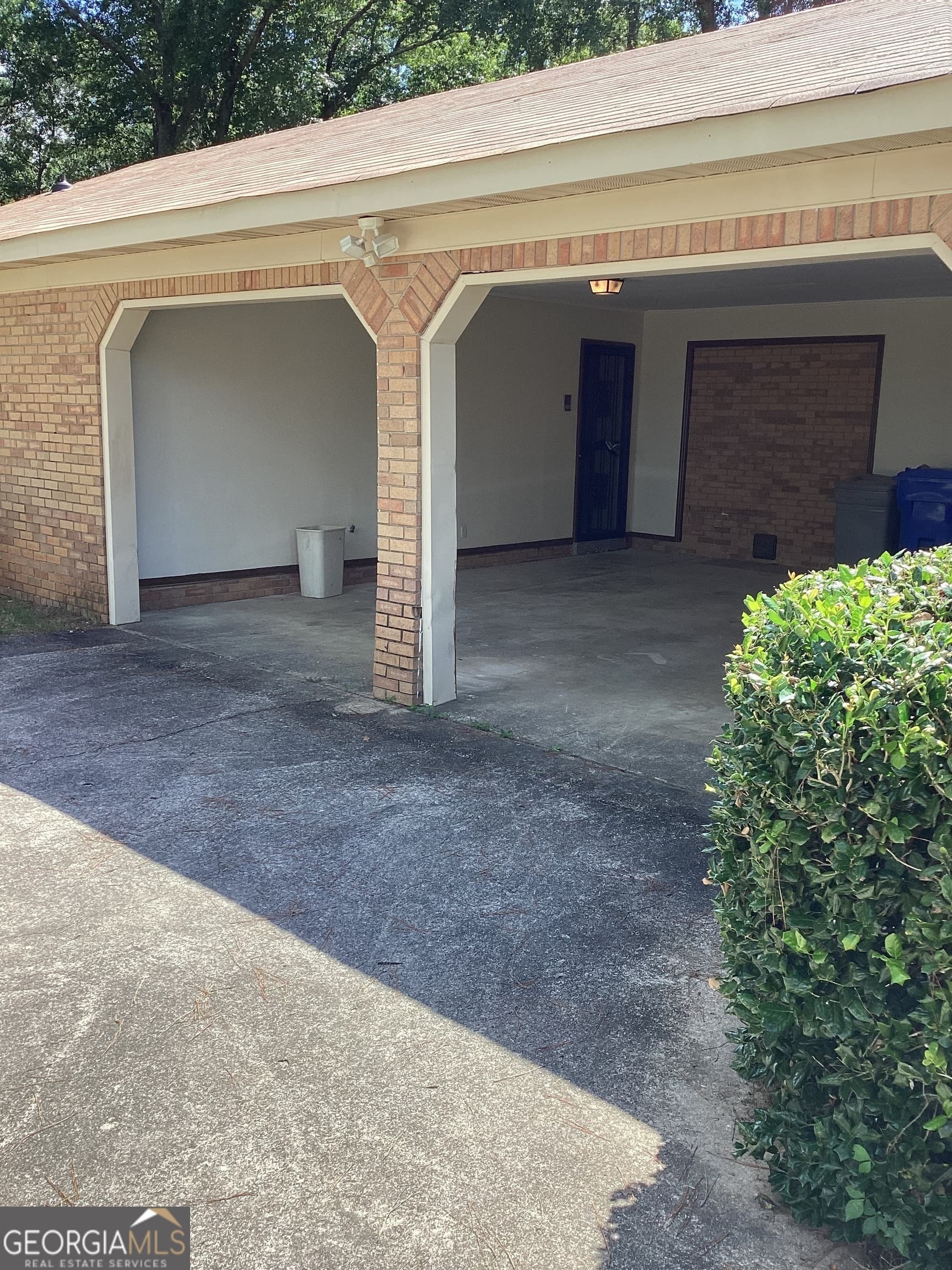 5 bedroom, 3.5 bathroom, 3,267 sq ft single family residence for sale at 4718 Velpoe Drive, Columbus, GA 31907 — photo 5