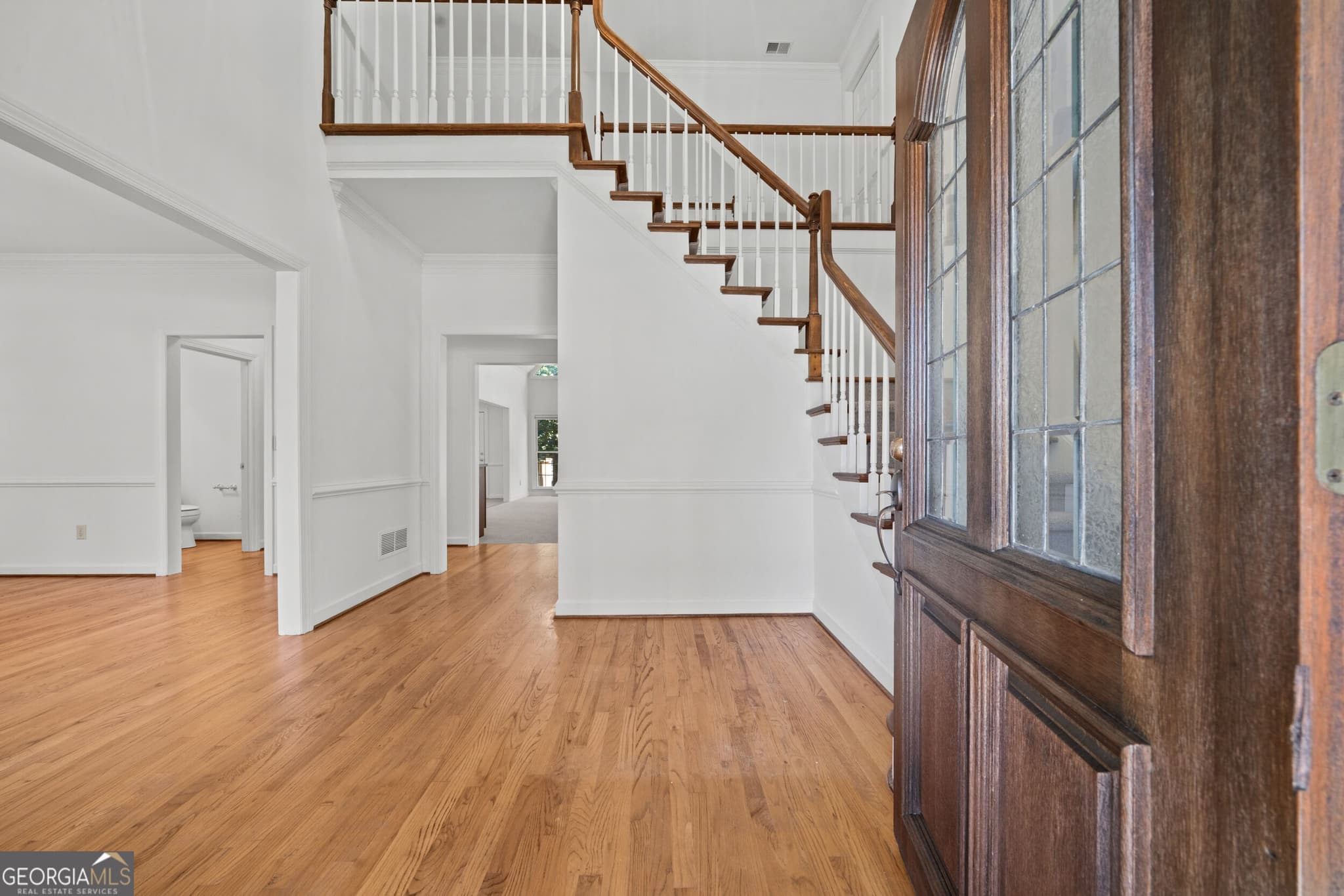 5 bedroom, 4.5 bathroom, 3,967 sq ft single family residence for sale at 3469 Summerford Court, Marietta, GA 30062 — photo 2