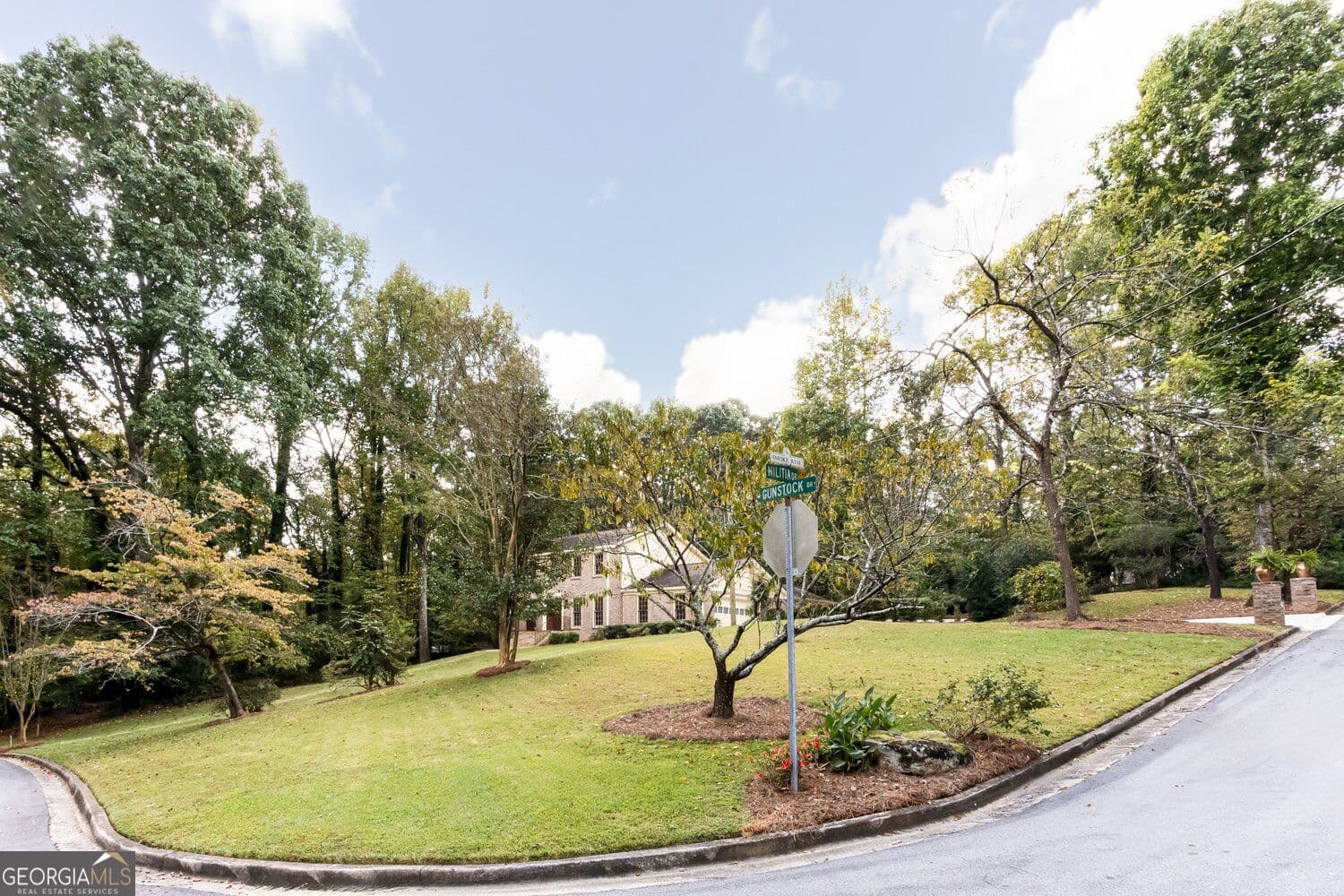 5 bedroom, 4 bathroom, 5,324 sq ft single family residence for sale at 2119 Gunstock Drive, Stone Mountain, GA 30087 — photo 6