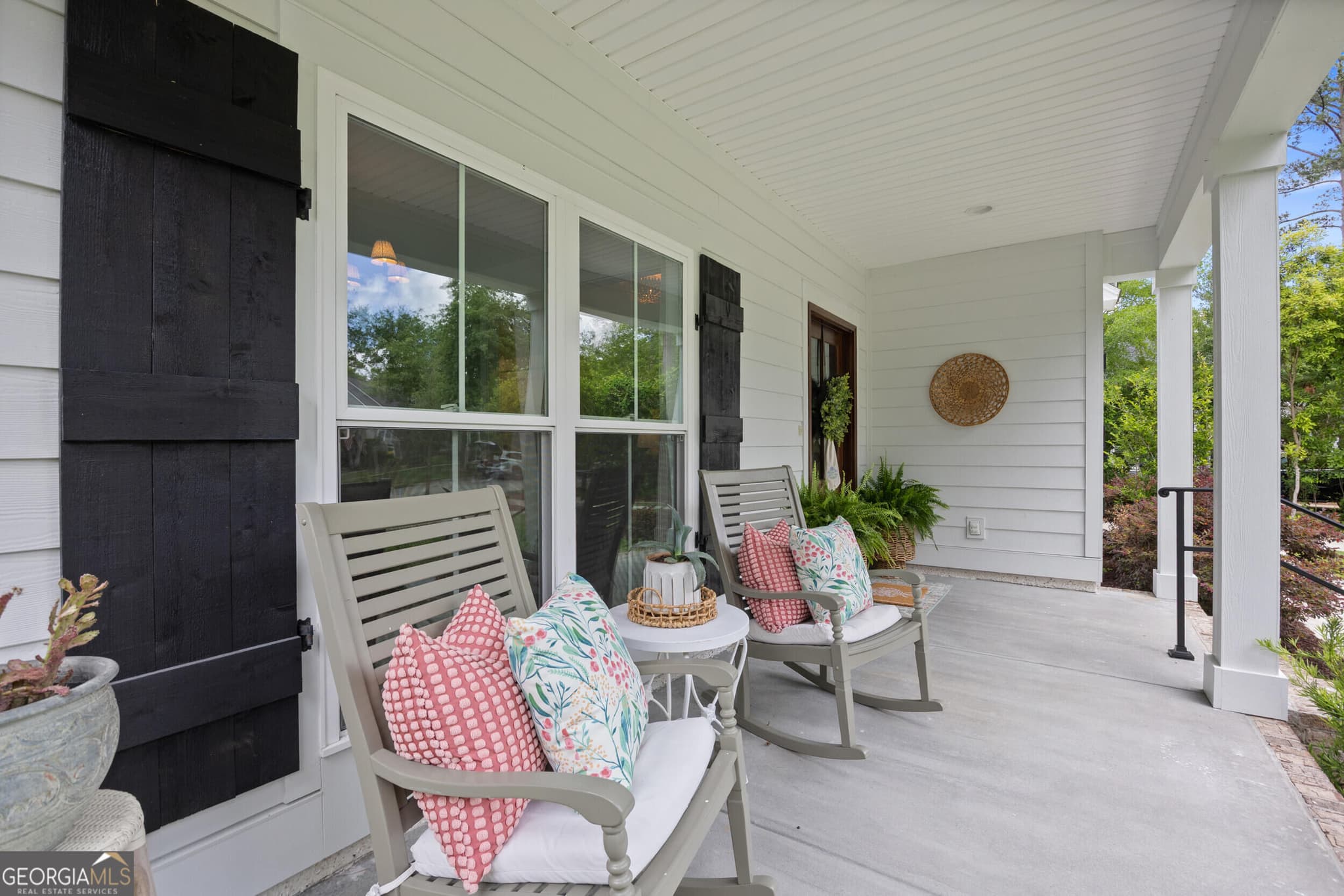 5 bedroom, 3.5 bathroom, 3,523 sq ft single family residence under contract at 64 Bradford Pear Drive, Richmond Hill, GA 31324 — photo 4