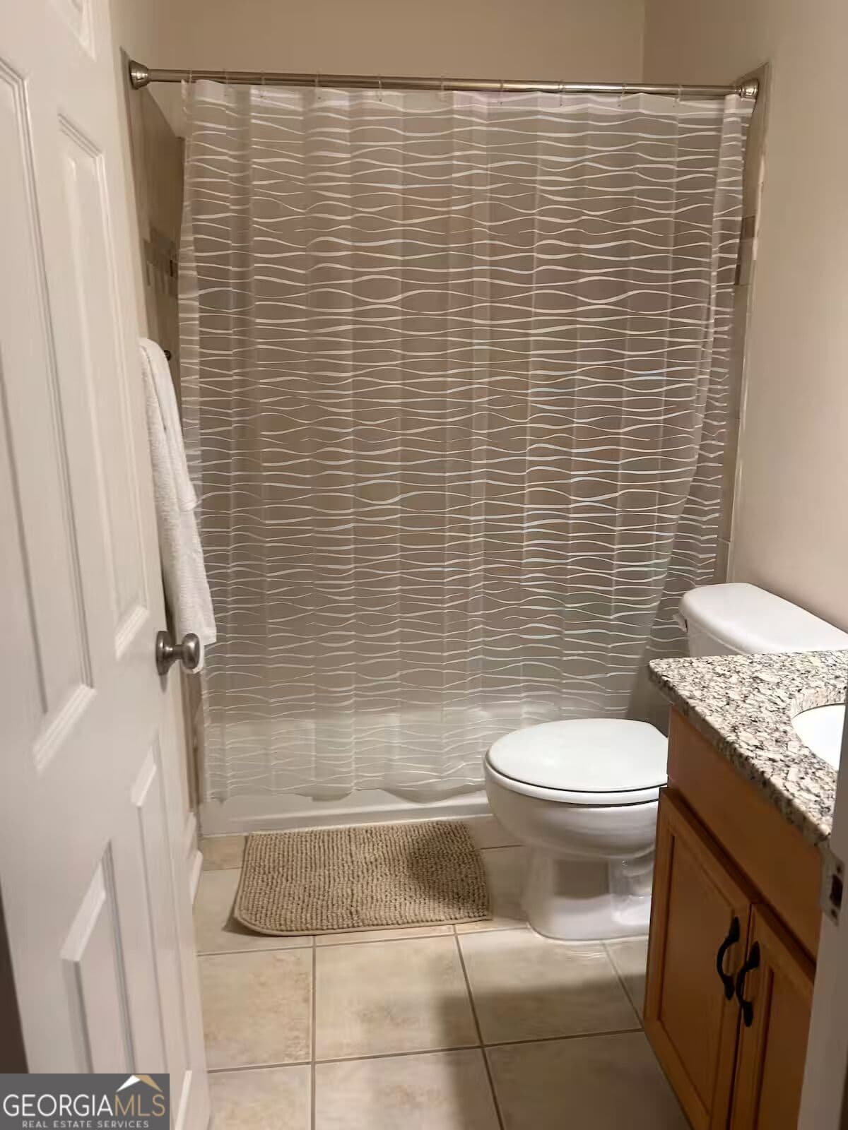 2 bedroom, 2 bathroom, 972 sq ft condominium for sale at 1055 Baxter Street 507, Athens, GA 30606 — photo 4