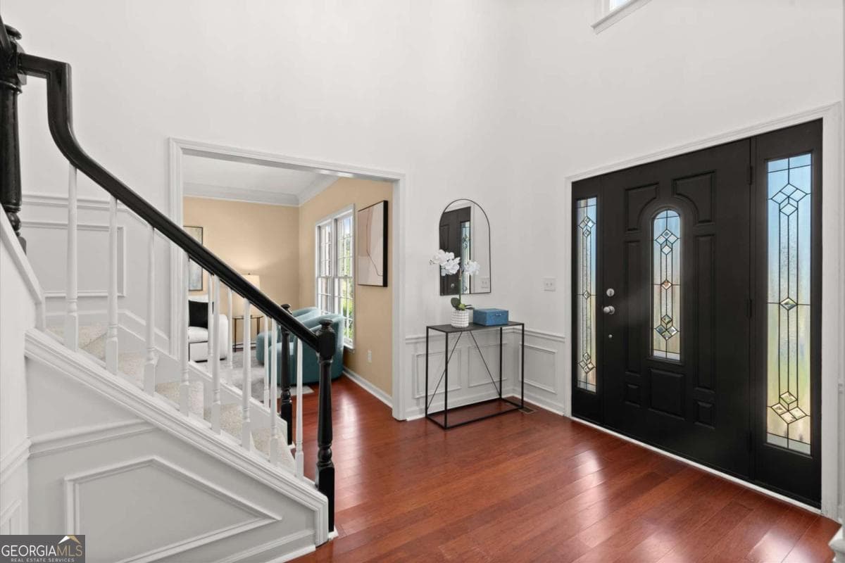 4 bedroom, 2.5 bathroom, 2,704 sq ft single family residence for sale at 3025 Brockton Close, Marietta, GA 30068 — photo 4