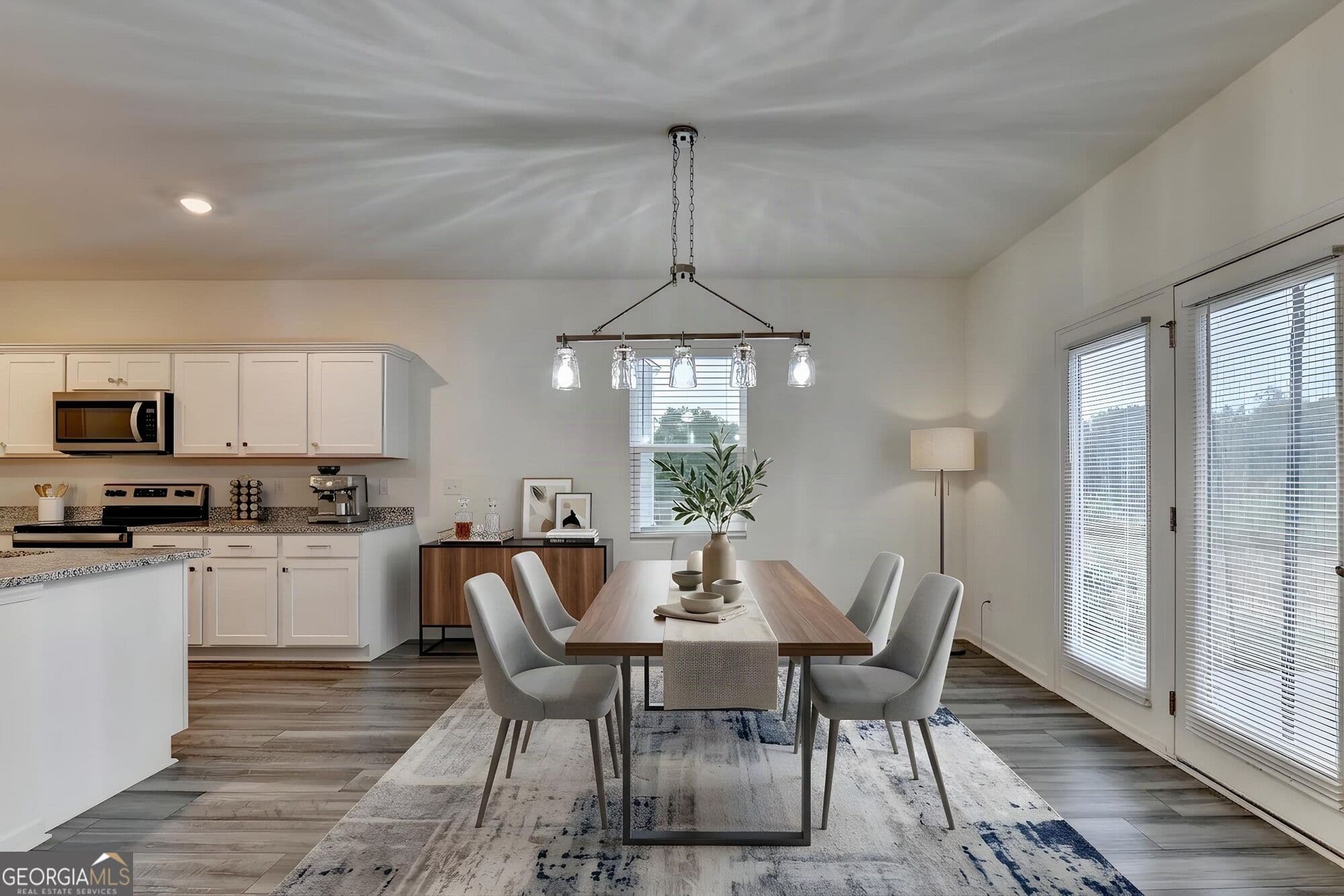 5 bedroom, 2.5 bathroom, 2,508 sq ft single family residence for sale at 304 Coronado Drive, Locust Grove, GA 30248 — photo 3