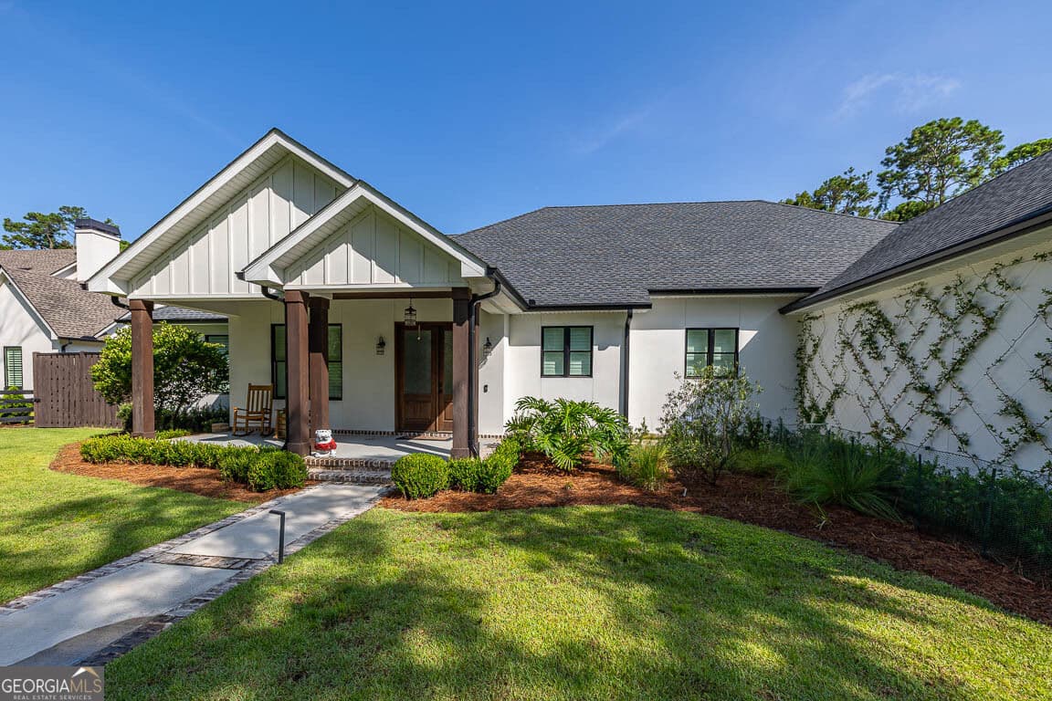 4 bedroom, 3.5 bathroom, 3,453 sq ft single family residence for sale at 147 Butler Lake Drive, St. Simons, GA 31522 — photo 5