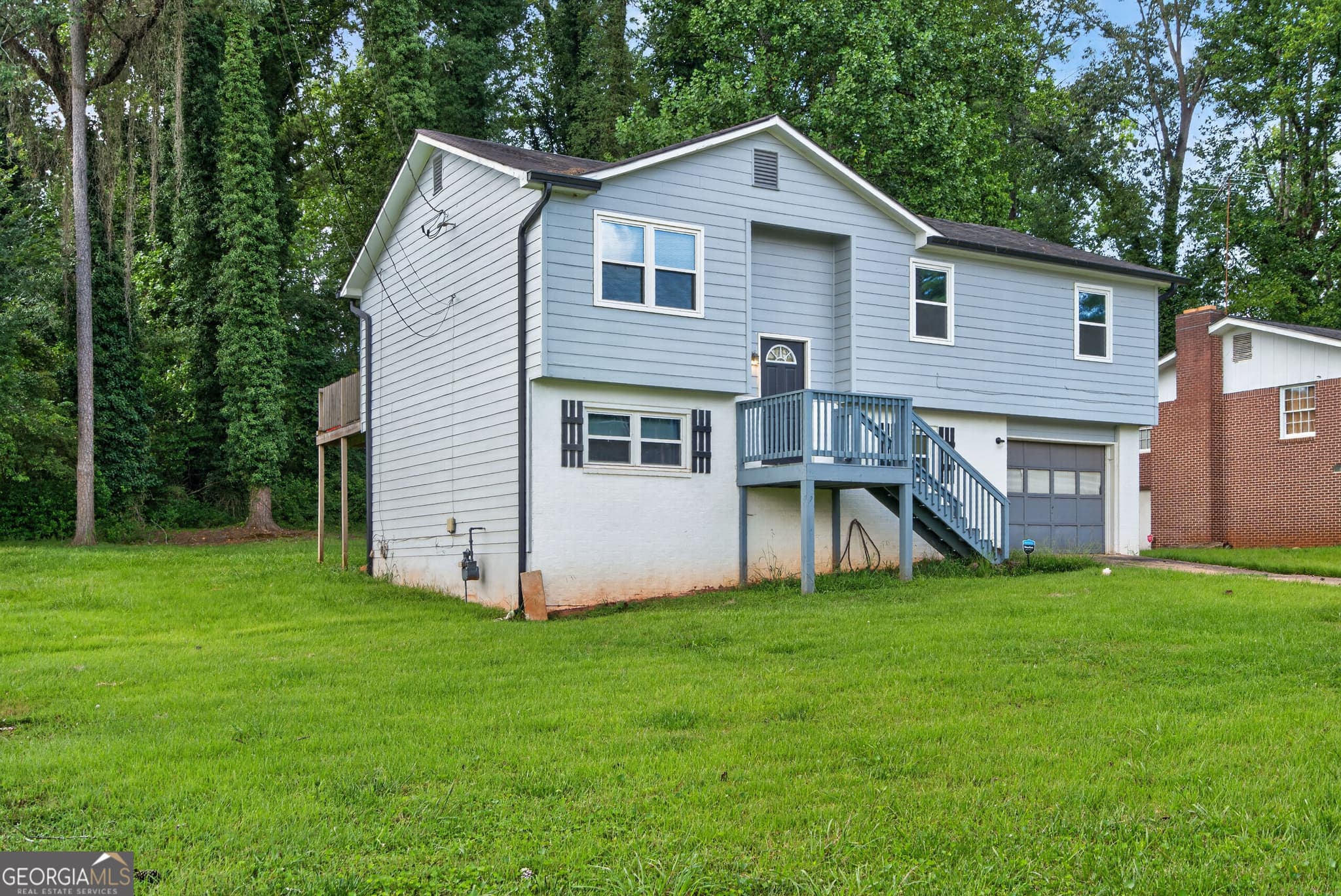 3 bedroom, 2 bathroom, 1,702 sq ft single family residence for sale at 3239 Pine Springs Manor, Decatur, GA 30034 — photo 3