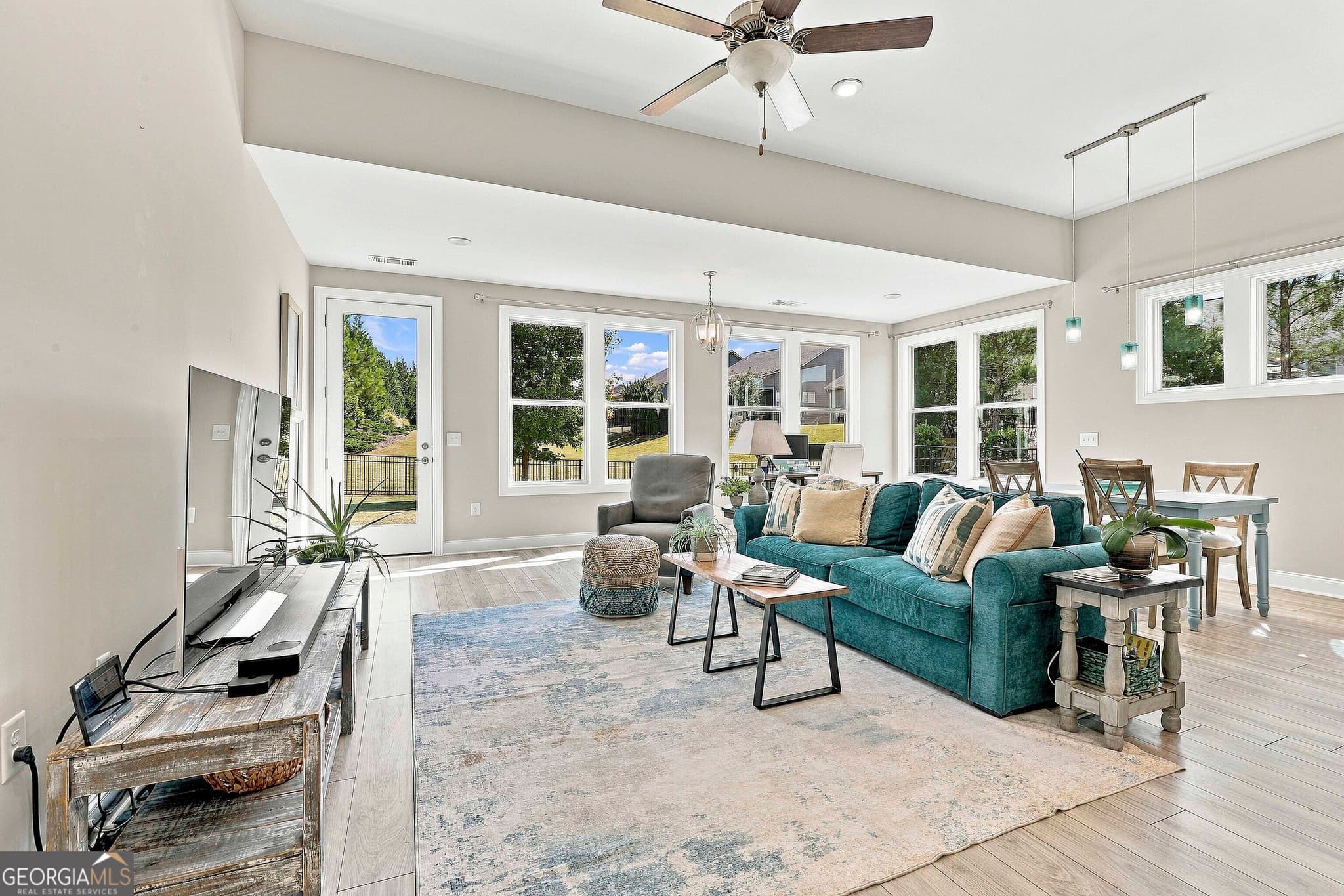 2 bedroom, 2 bathroom, 1,704 sq ft single family residence for sale at 151 Iron Oak Drive, Peachtree City, GA 30269 — photo 7