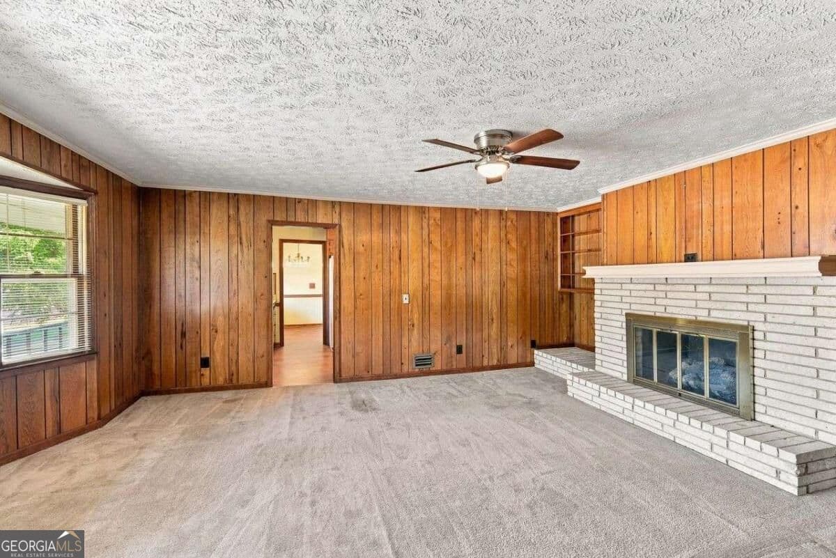 3 bedroom, 3 bathroom, 2,876 sq ft single family residence for sale at 3020 Laura Lane, Lithia Springs, GA 30122 — photo 6