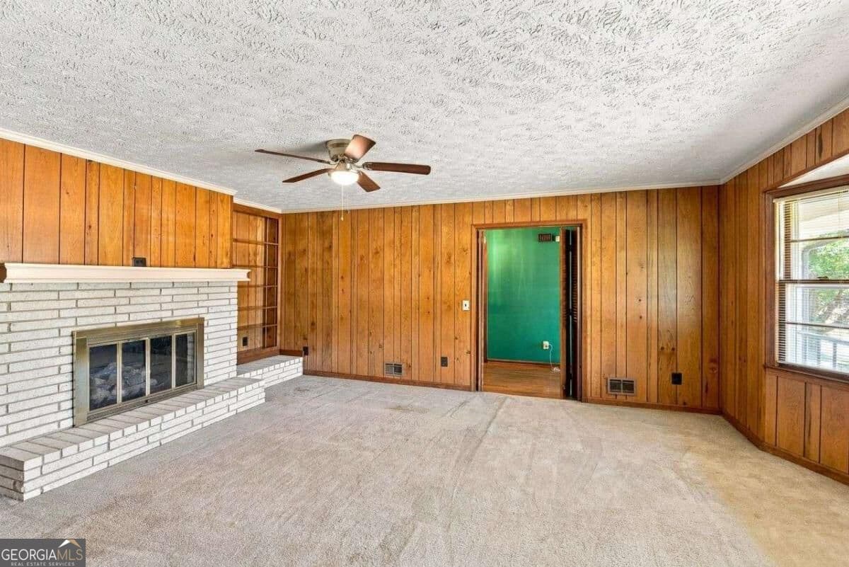3 bedroom, 3 bathroom, 2,876 sq ft single family residence for sale at 3020 Laura Lane, Lithia Springs, GA 30122 — photo 9
