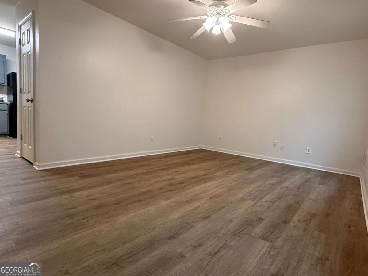 3 bedroom, 1.5 bathroom, 1,134 sq ft duplex for rent at 160 Second Street TOWNHOME #2, Winder, GA 30680 for $1,500 a month — photo 10