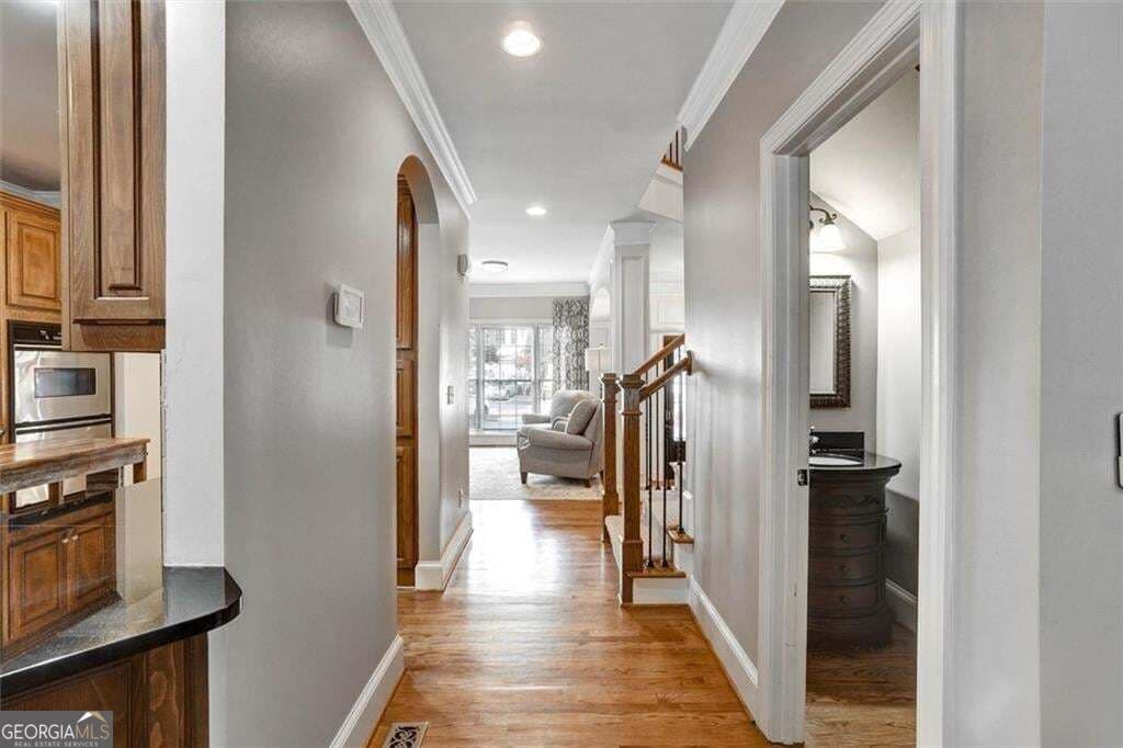 3 bedroom, 3.5 bathroom, 3,380 sq ft townhouse for sale at 10755 Arlington Point, Johns Creek, GA 30022 — photo 9