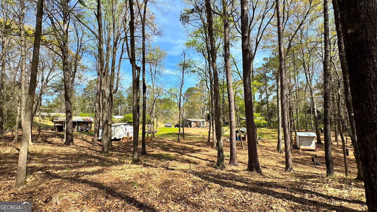 4 bedroom, 2 bathroom cabin,single family residence sold at 5035 Old West Point Road, Lagrange, GA 30240