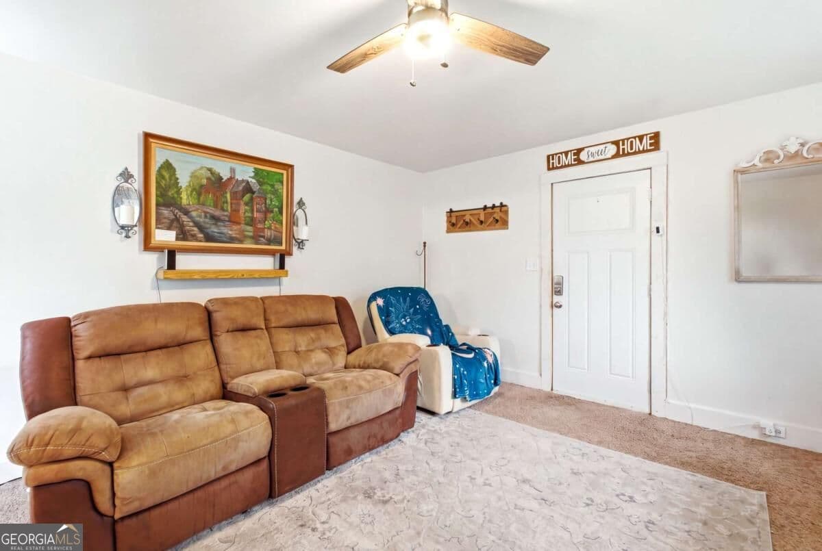 3 bedroom, 1 bathroom, 1,296 sq ft single family residence for sale at 4982 Dallas Acworth Highway, Dallas, GA 30132 — photo 6