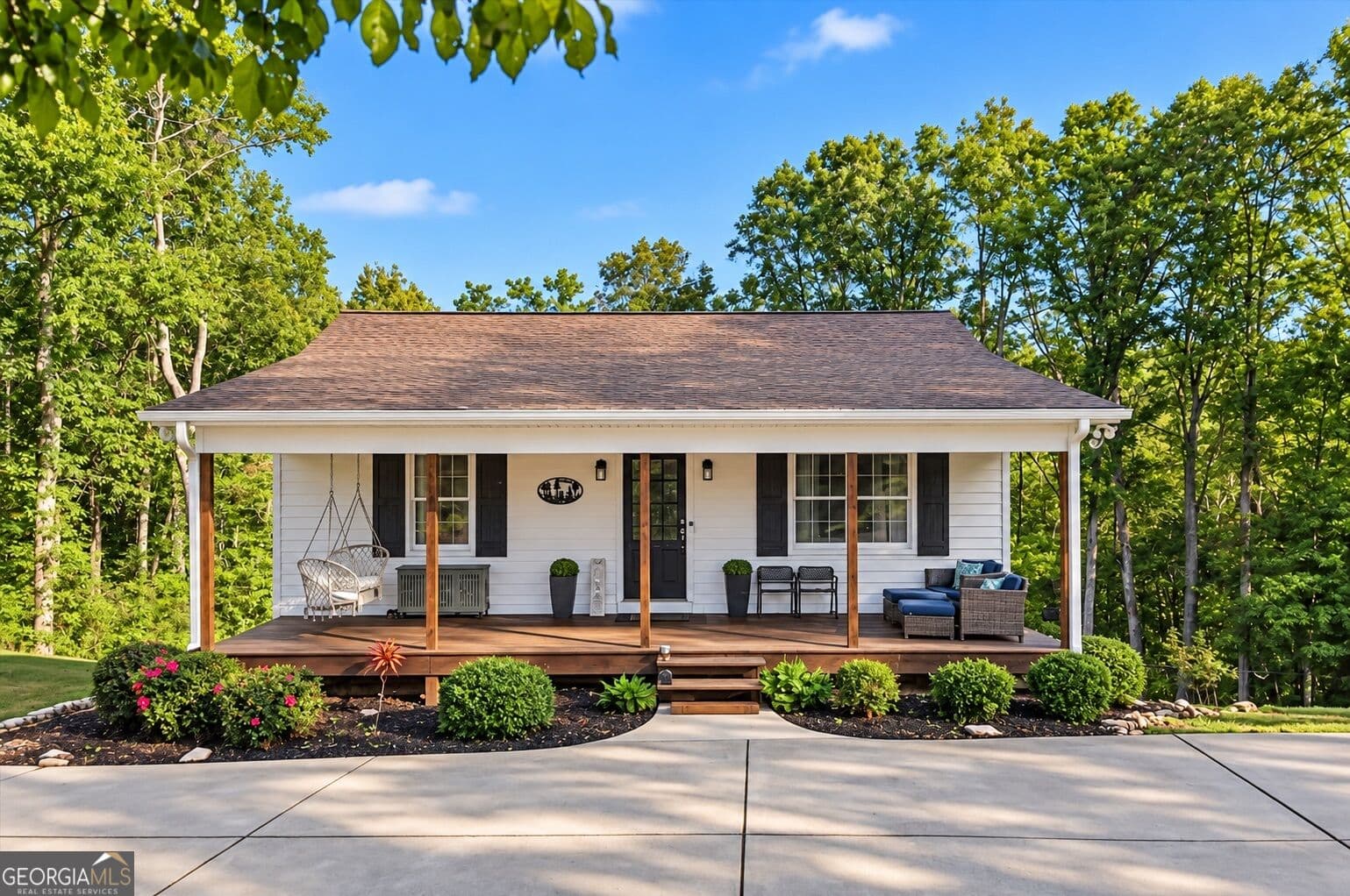 4 bedroom, 2 bathroom, 1,792 sq ft single family residence for sale at 1015 Shamrock Lane, Ball Ground, GA 30107 — photo 1 of 49