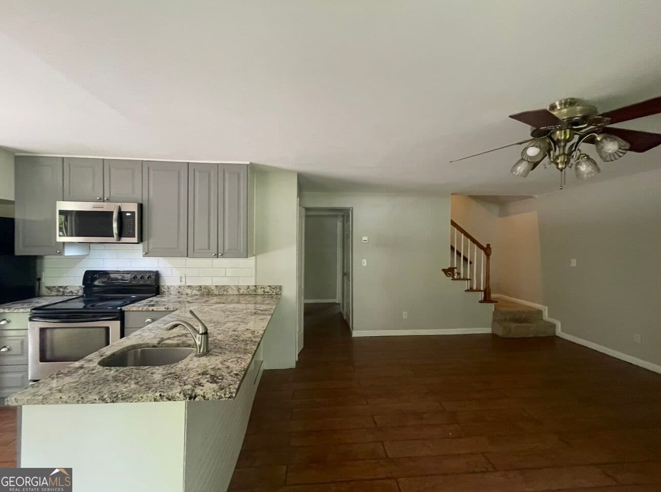 3 bedroom, 2 bathroom, 1,320 sq ft single family residence for rent at 61 Clearwater Road, Sharpsburg, GA 30277 for $1,875 a month — photo 3