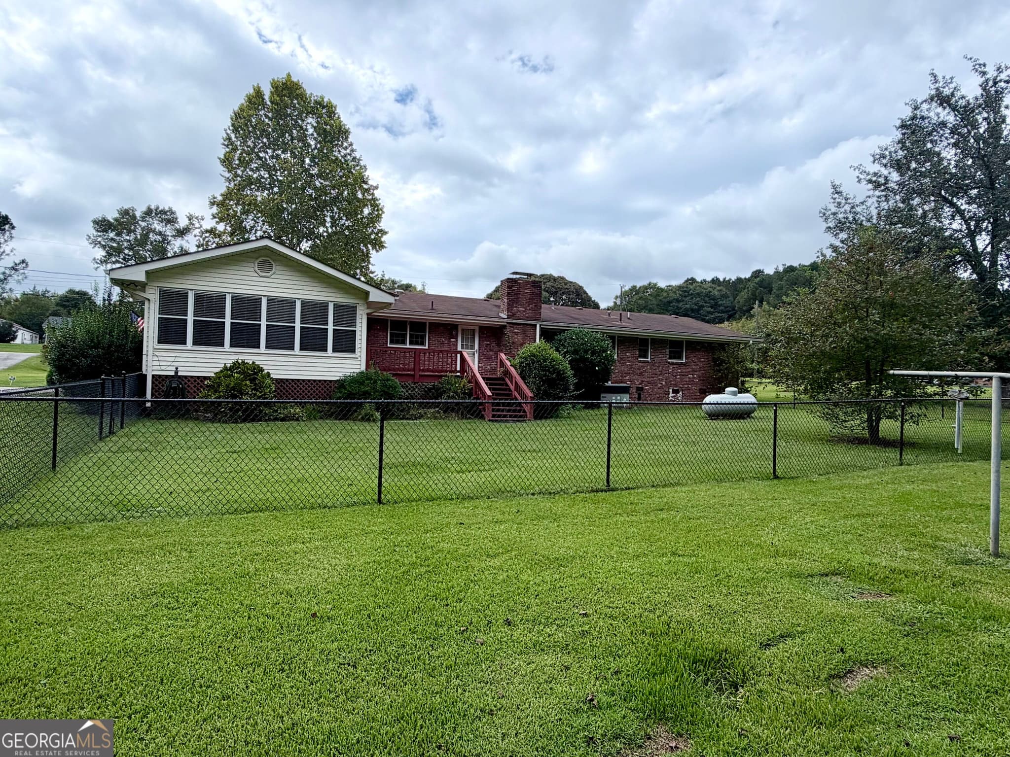 3 bedroom, 2 bathroom, 1,760 sq ft single family residence for sale at 220 Fannin Road, Griffin, GA 30223 — photo 2