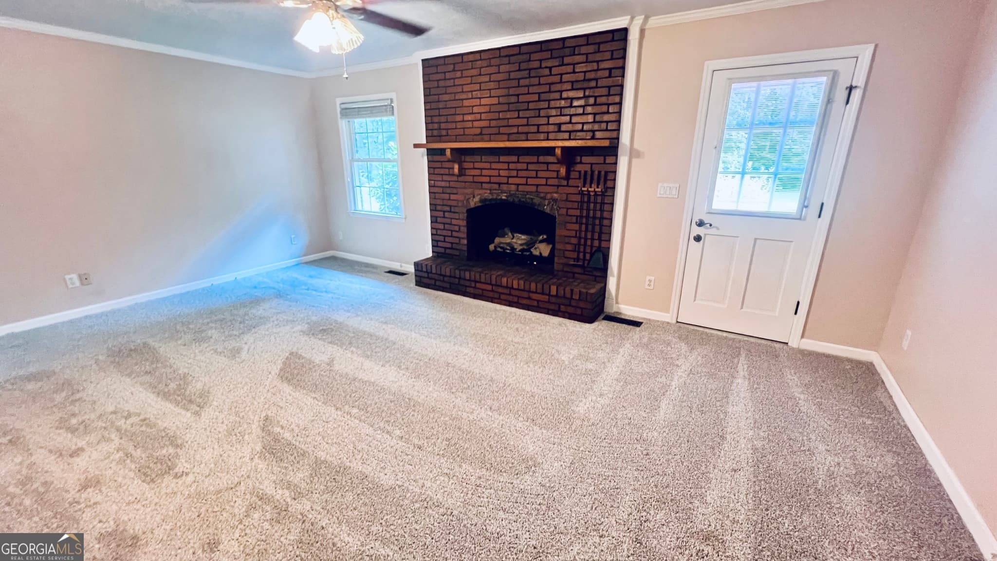 3 bedroom, 2 bathroom, 1,760 sq ft single family residence for sale at 220 Fannin Road, Griffin, GA 30223 — photo 9