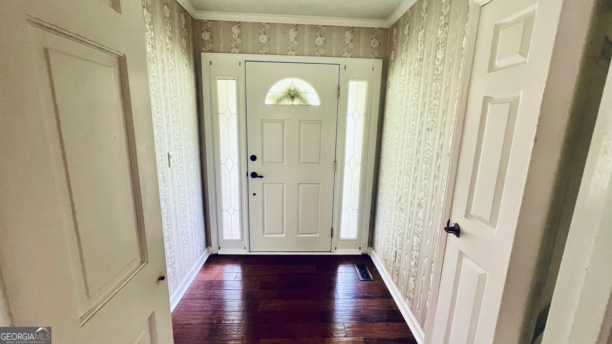 3 bedroom, 2 bathroom, 1,760 sq ft single family residence for sale at 220 Fannin Road, Griffin, GA 30223 — photo 4
