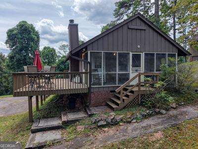 2 bedroom, 1 bathroom cabin,single family residence sold at 119 Overlook Drive, Murphy, NC 28906