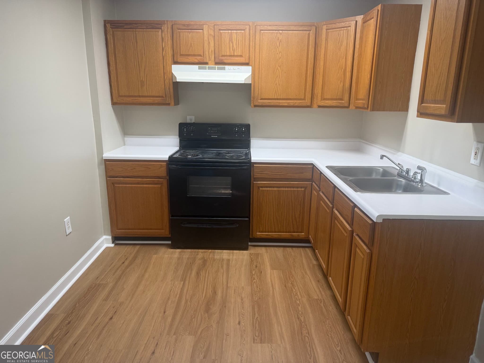 3 bedroom, 2 bathroom, 1,020 sq ft apartment for rent at 235 Turner Street APT D, Royston, GA 30662 for $1,400 a month — photo 2