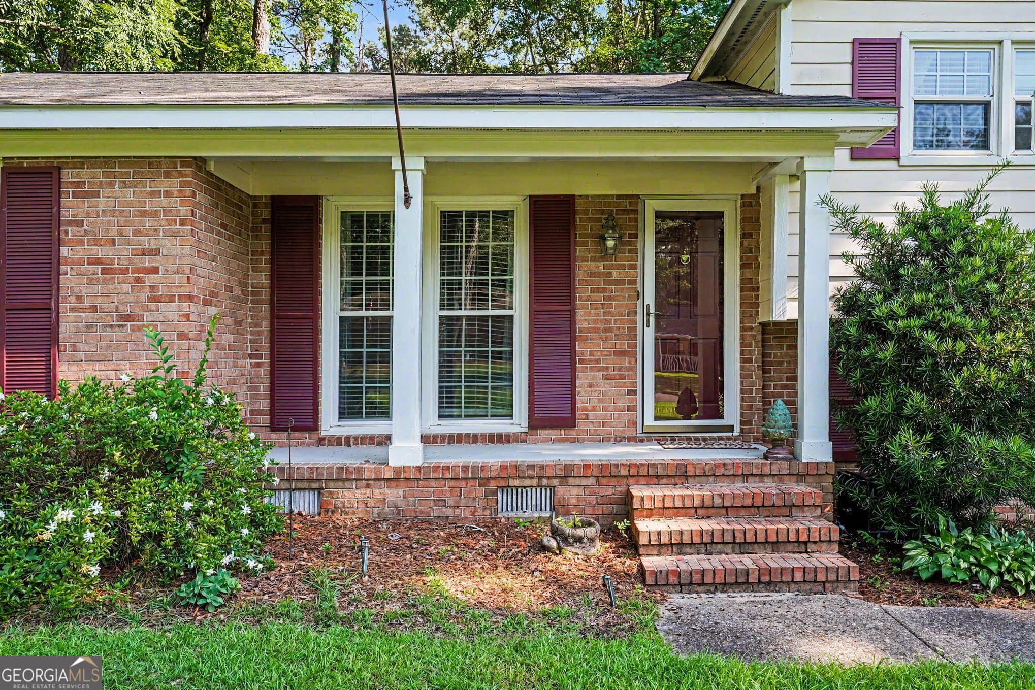 3 bedroom, 2 bathroom, 1,427 sq ft single family residence for sale at 752 Springdale Woods Drive, Macon, GA 31210 — photo 6