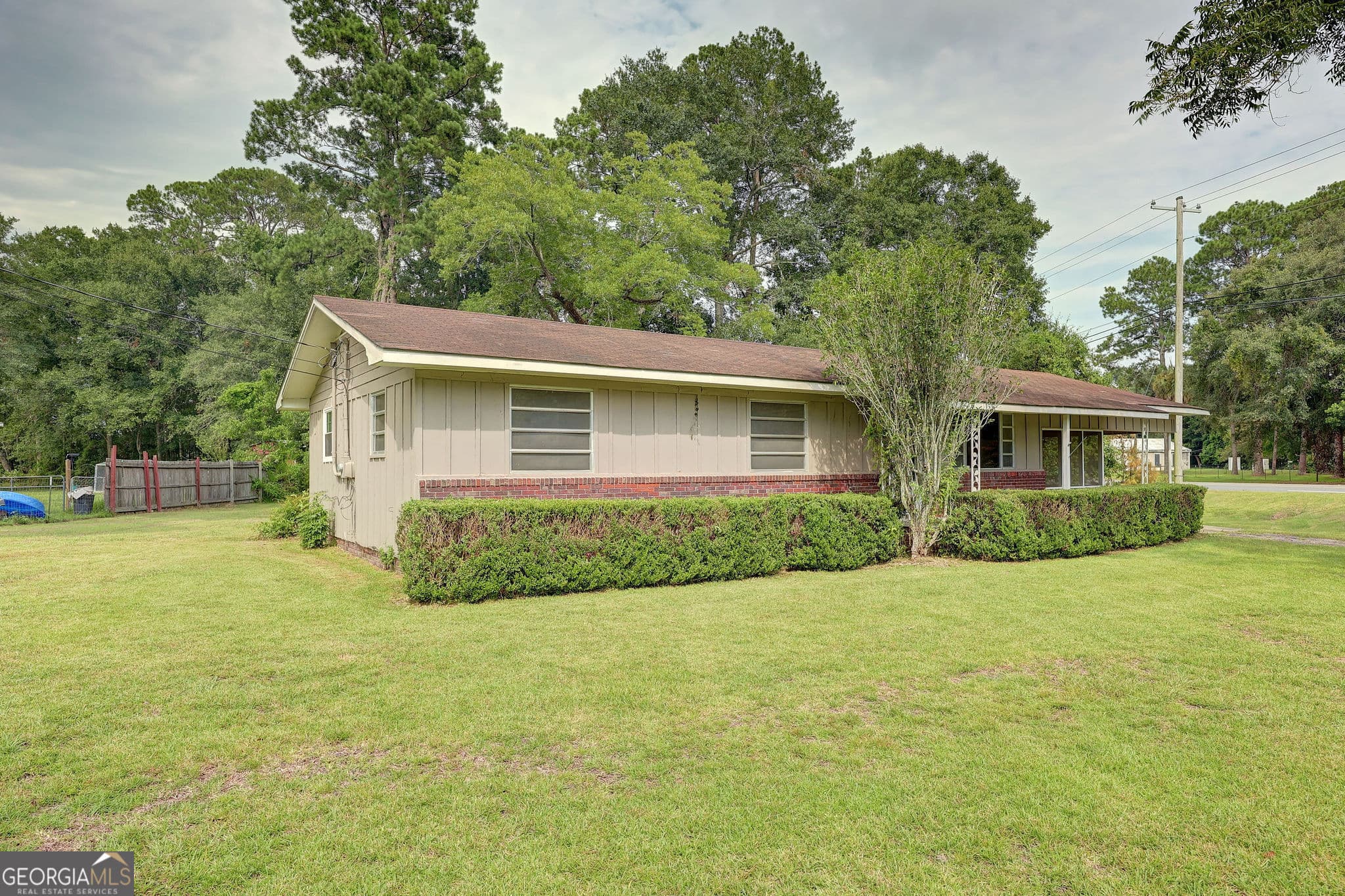 3 bedroom, 2 bathroom, 1,196 sq ft single family residence under contract at 2509 Ga Highway 122, Thomasville, GA 31757 — photo 2