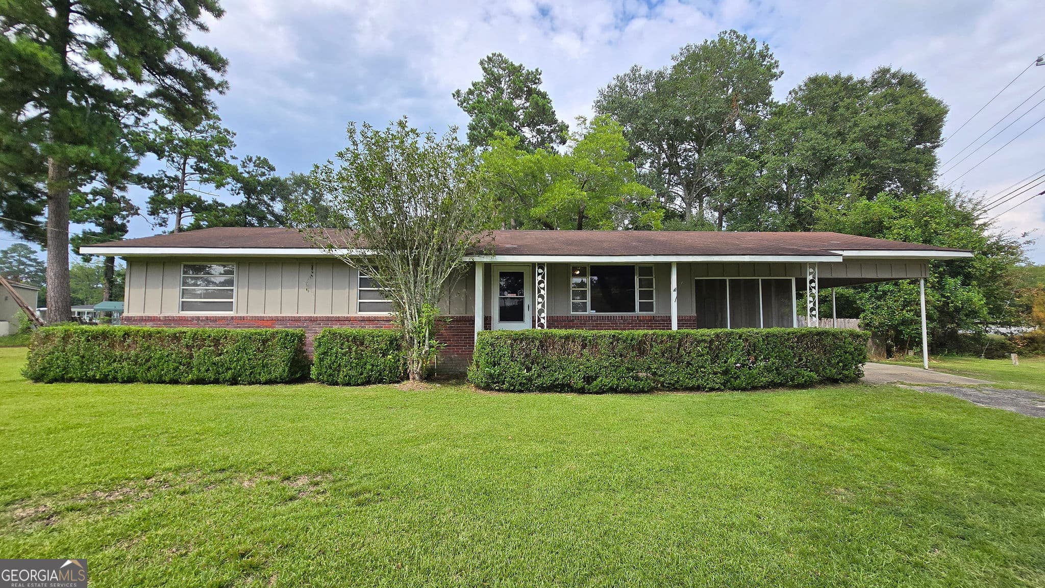 3 bedroom, 2 bathroom, 1,196 sq ft single family residence under contract at 2509 Ga Highway 122, Thomasville, GA 31757