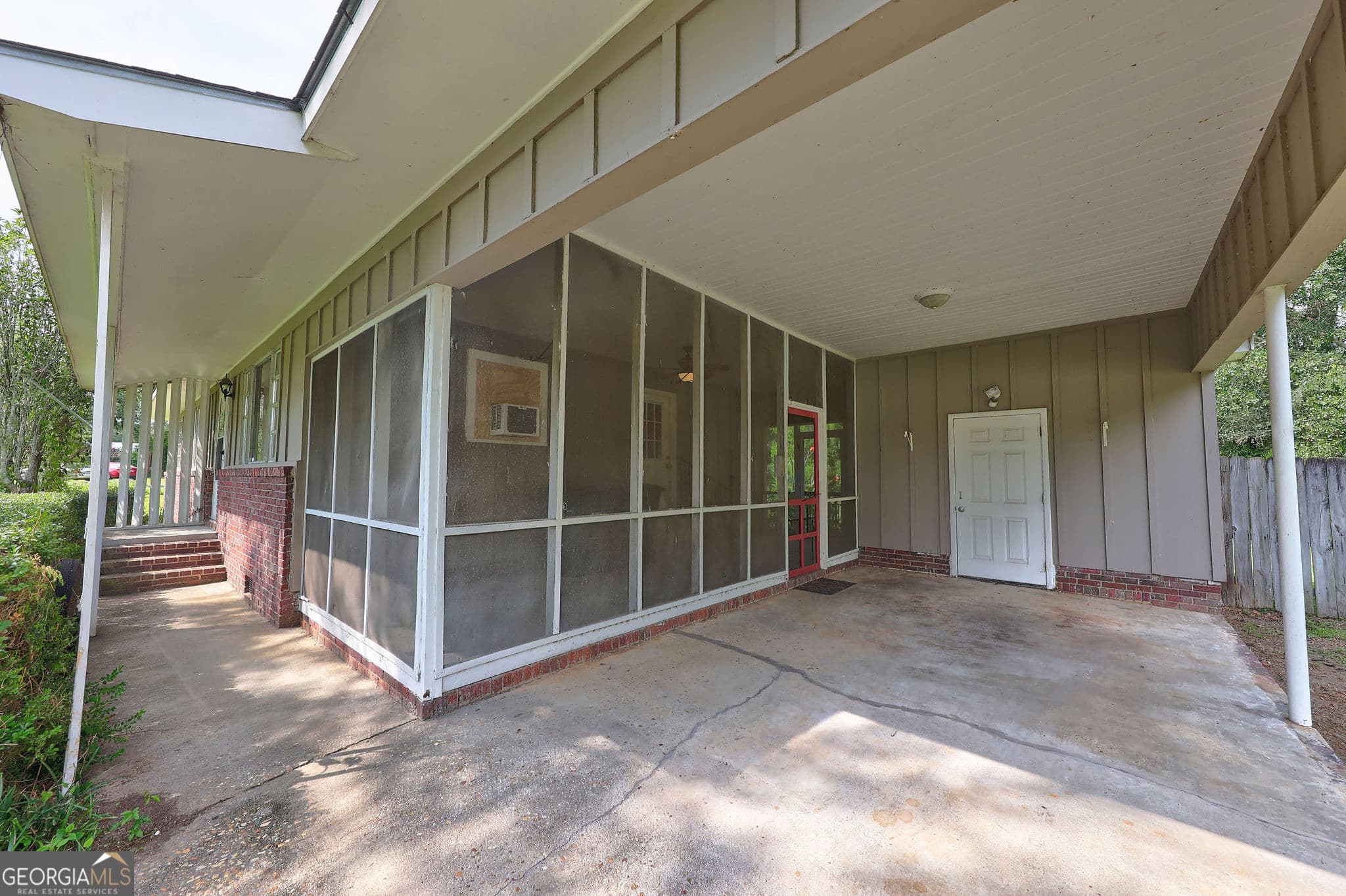 3 bedroom, 2 bathroom, 1,196 sq ft single family residence under contract at 2509 Ga Highway 122, Thomasville, GA 31757 — photo 5