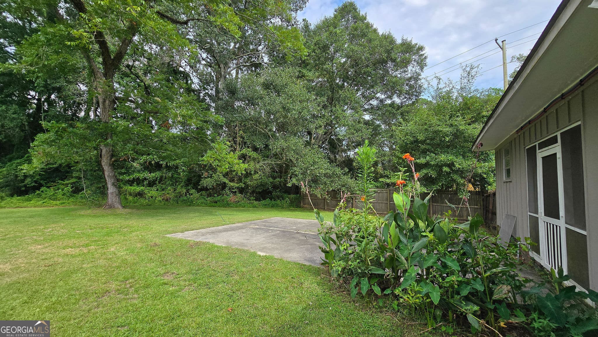 3 bedroom, 2 bathroom, 1,196 sq ft single family residence under contract at 2509 Ga Highway 122, Thomasville, GA 31757 — photo 9