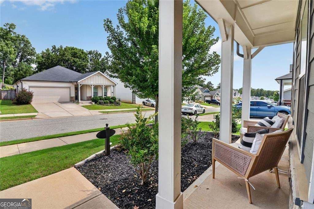 5 bedroom, 3 bathroom, 2,741 sq ft single family residence for sale at 626 Valdosta Drive, Canton, GA 30114 — photo 7