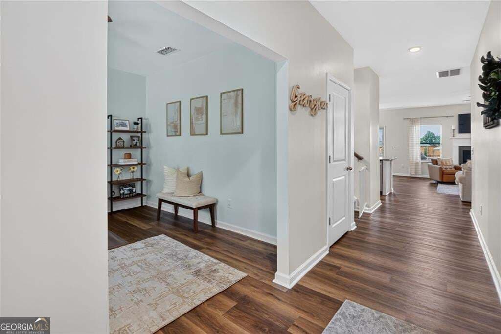 5 bedroom, 3 bathroom, 2,741 sq ft single family residence for sale at 626 Valdosta Drive, Canton, GA 30114 — photo 9