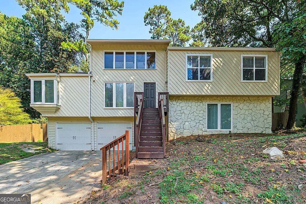 4 bedroom, 2.5 bathroom, 3,560 sq ft single family residence for sale at 2638 Tritt Springs Trace, Marietta, GA 30062 — photo 1 of 19