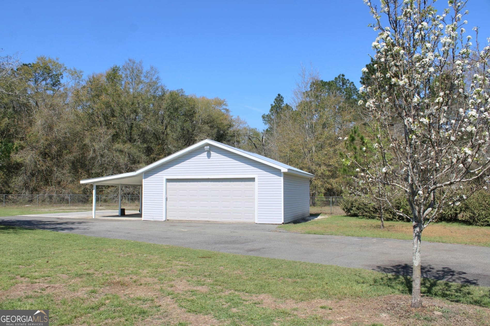 3 bedroom, 2 bathroom, 1,792 sq ft manufactured home,single family residence for sale at 1606 Homestead Drive, Ellabell, GA 31308 — photo 4